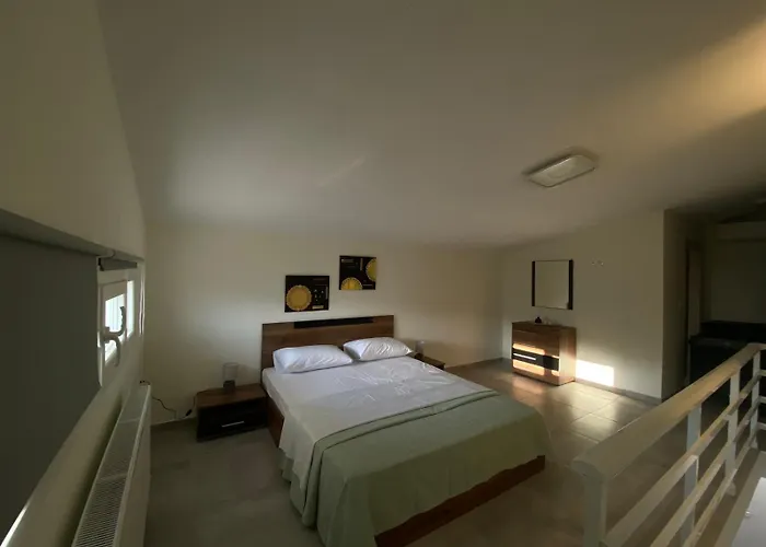 Mosaic Luxury Apartment