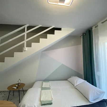 Mosaic Luxury Apartment Nea Peramos  Exterior photo